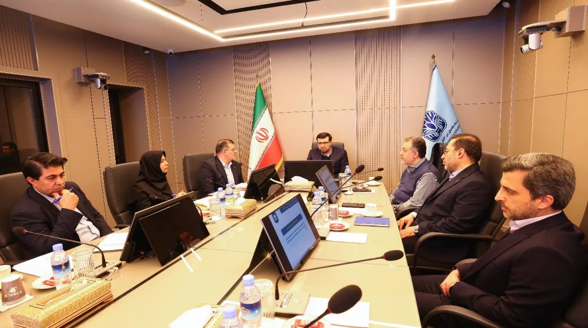 نشست مشترک هیأت‌مدیره شرکت سهامی نمایشگاه‌های بین‌المللی ایران با مدیرکل حوزه وزارتی وزارت صمت برگزار شد